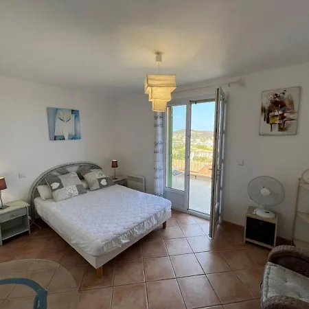 Superb With Sea View And Private Pool